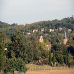 Le Village dans la Verdure.jpg